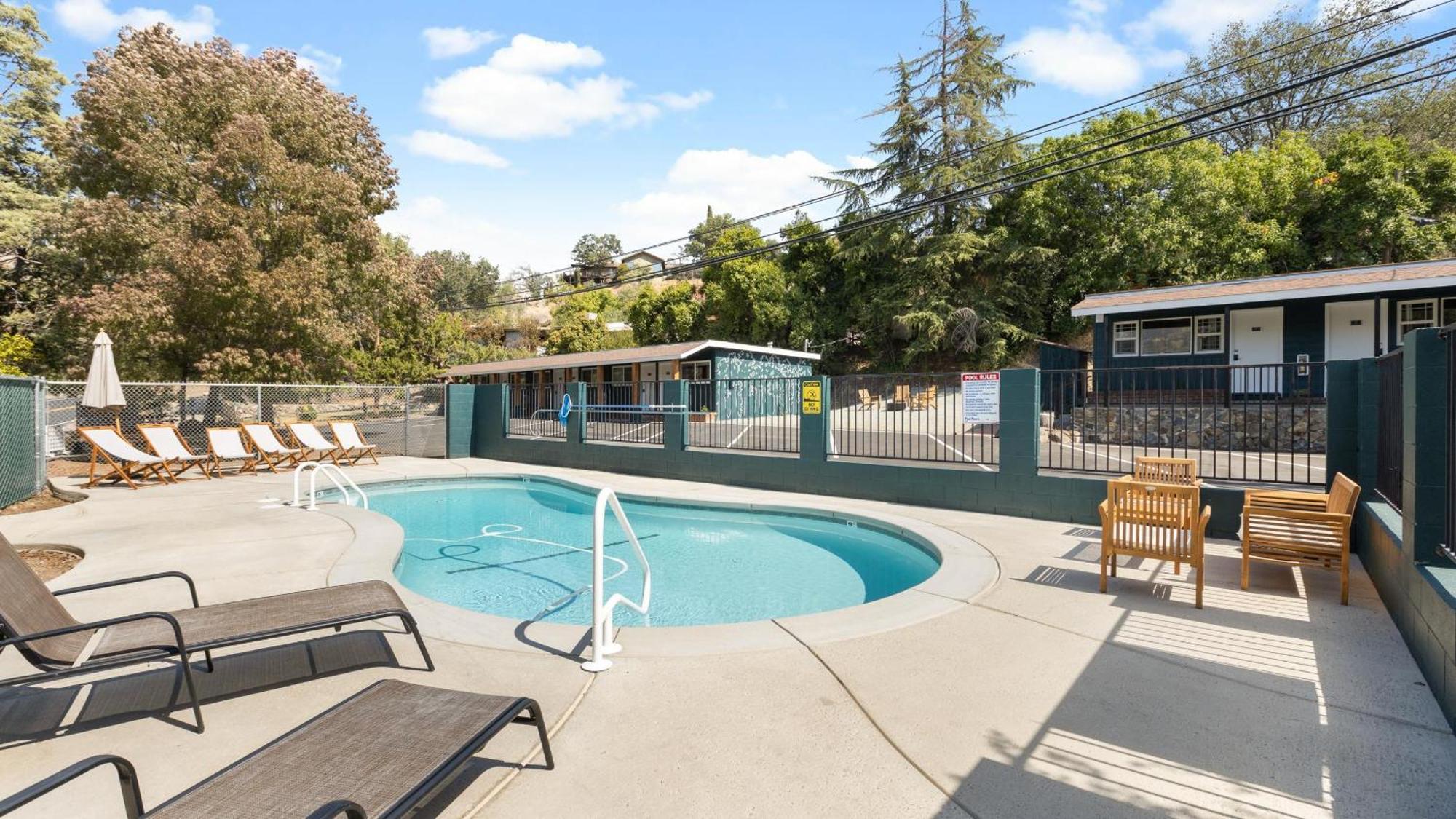 The Charlotte Sequoia Motel R2 Three Rivers Buitenkant foto