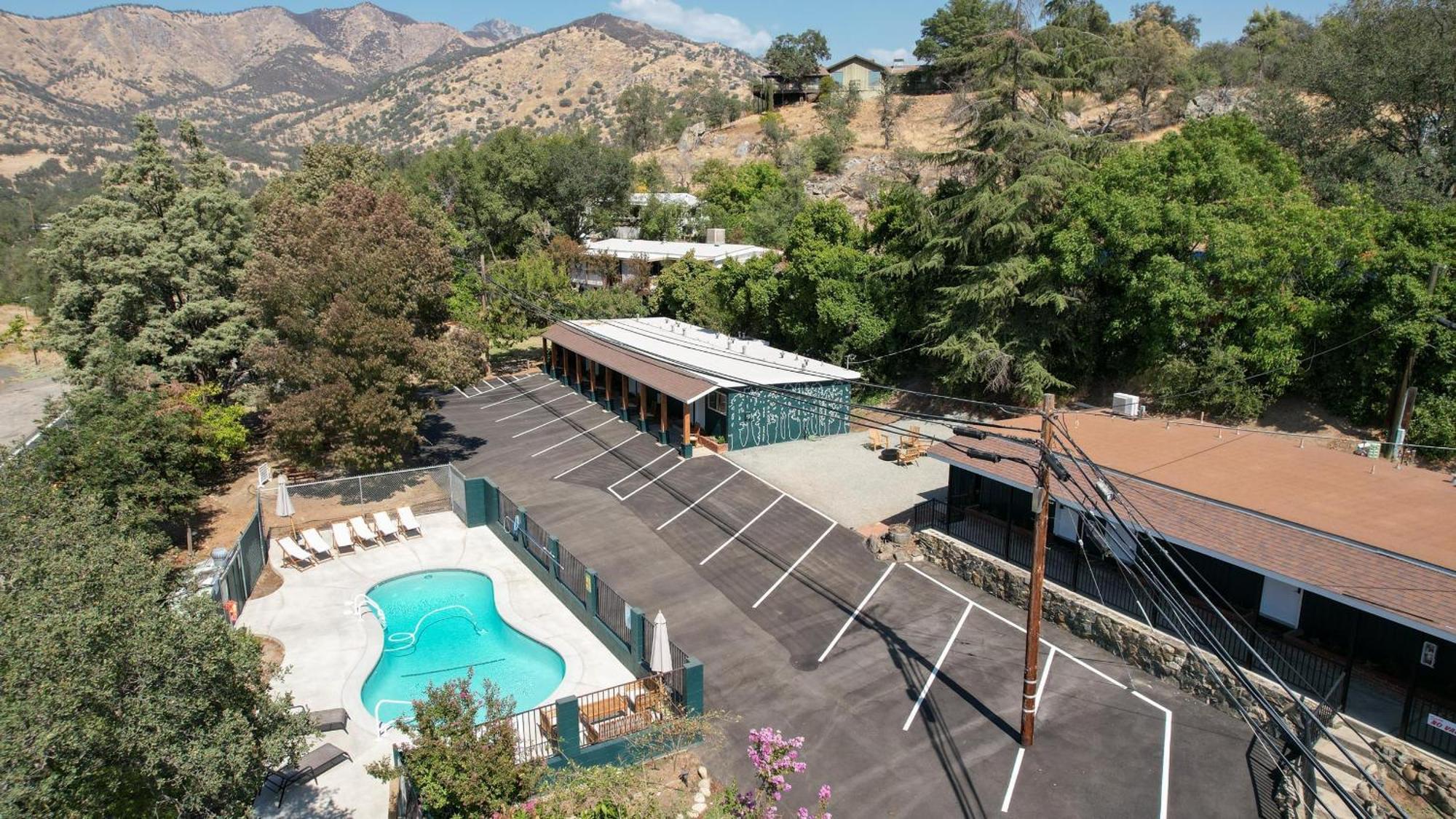 The Charlotte Sequoia Motel R2 Three Rivers Buitenkant foto
